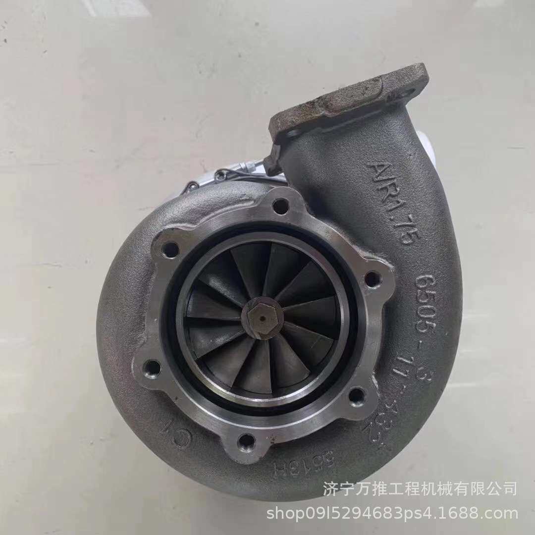 龙工配件 CDM520A压路机燃油泵8400360779图片