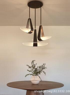 北欧设计师款帆船餐厅吊灯简约意大利吧台皮革led卧室床头小吊灯