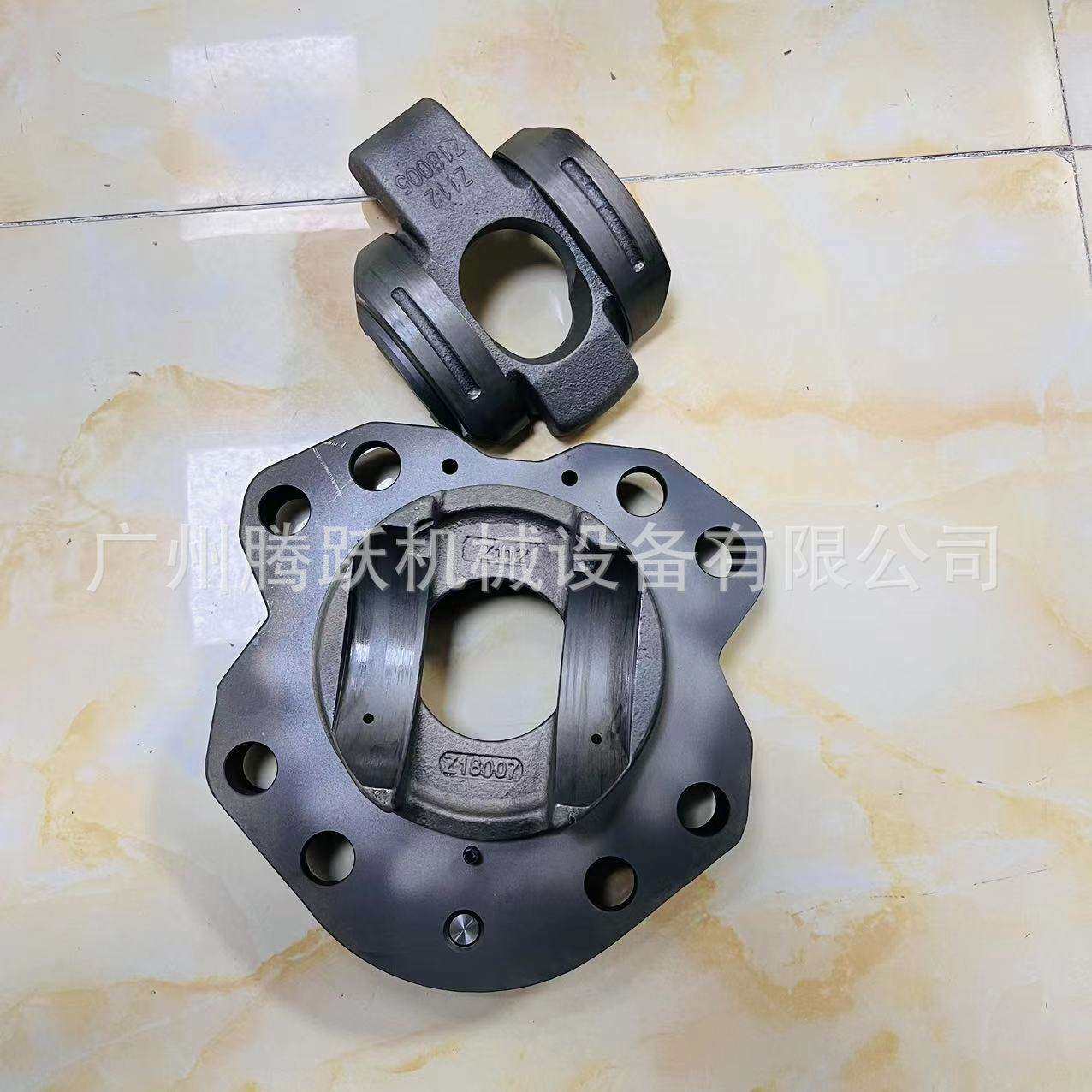 挖掘机装载机工程机械钩机配件K3V112液压泵摇摆 摇摆盘支架