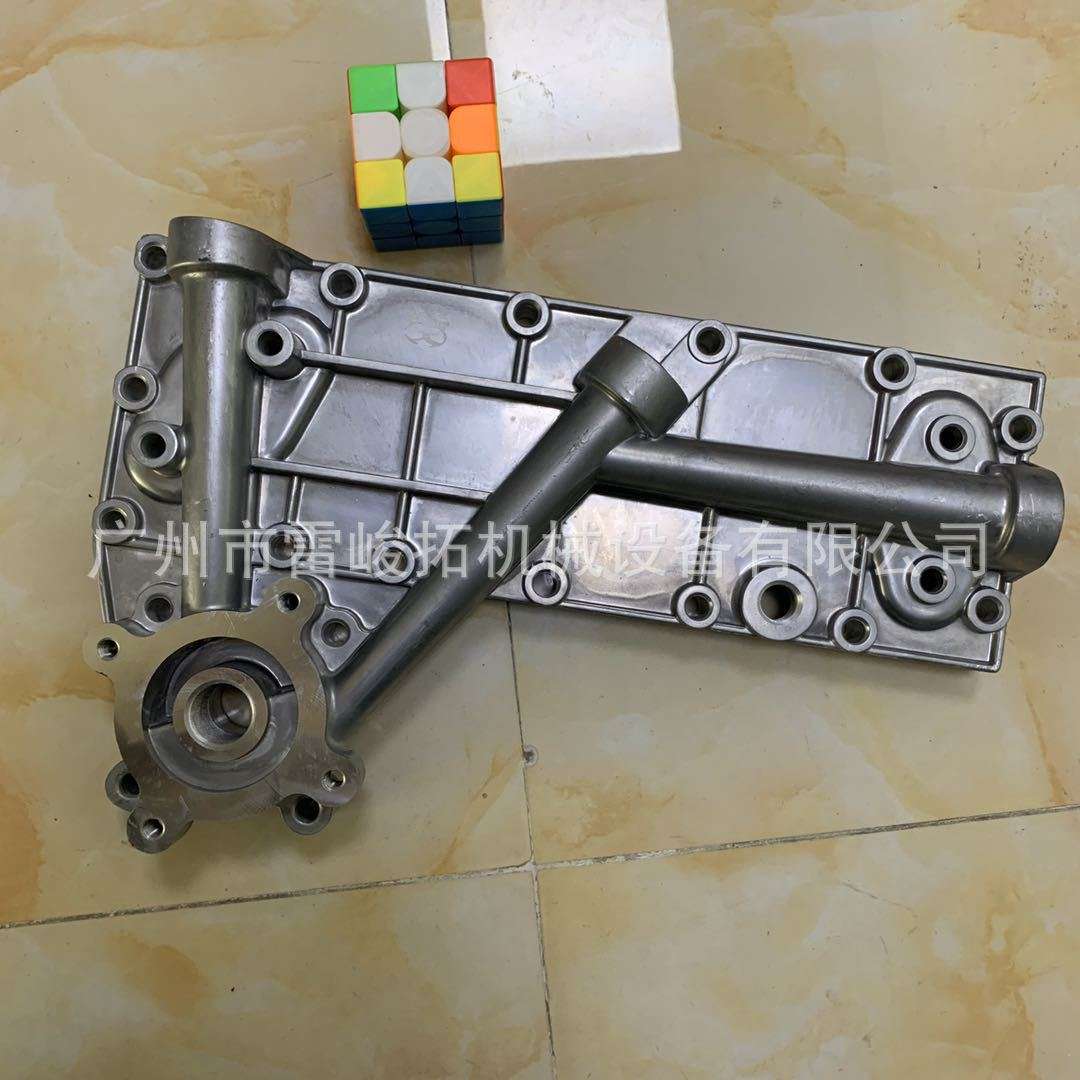 挖掘机装载机钩机配件6207-61-5210机油扇热器边盖7P厚度S6D95