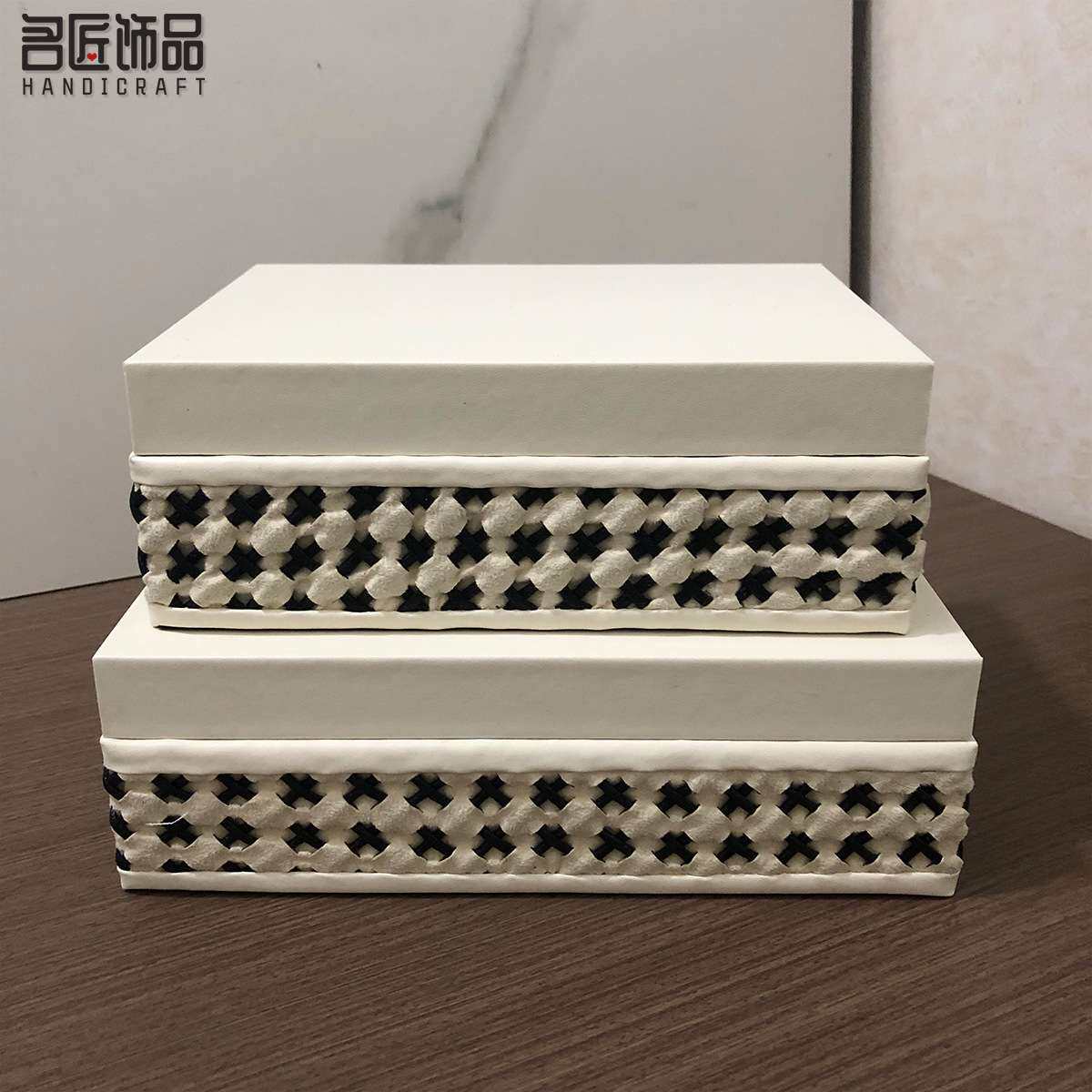 新中式手工编织皮革装饰盒摆件轻奢工艺品女生首饰收纳桌面摆设