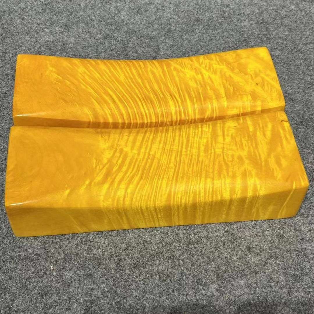 天然金丝楠满水波纹枕头工艺品阴沉木闪电纹乌木小叶桢楠 摆件