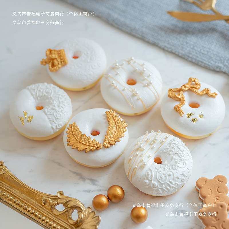 场景甜品台蛋糕装饰食物模型婚庆橱窗白金拍摄道具布置甜甜圈