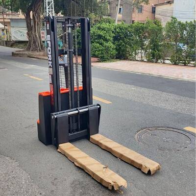 步行式堆高车CDDC1.5吨2吨升高2.5mm.5m全电动堆高车