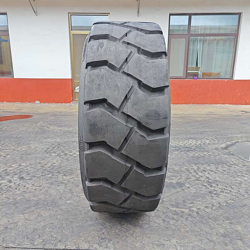 1425x450-34井下铲运机矿井搬运车填充胎工程机械轮胎