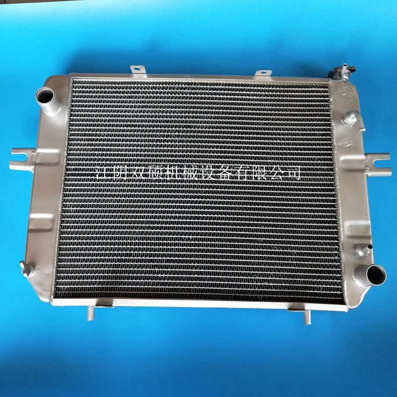 柳工叉车配件 柳工3吨叉车490发动机水箱 3T水箱散热器总成