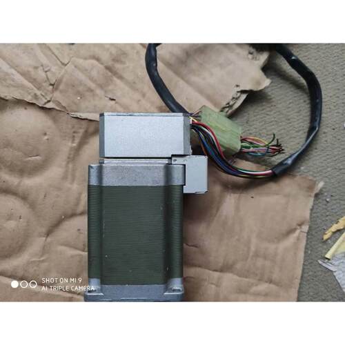 询价旧*CM1-P-23L20C 日本闭环步进电机议价