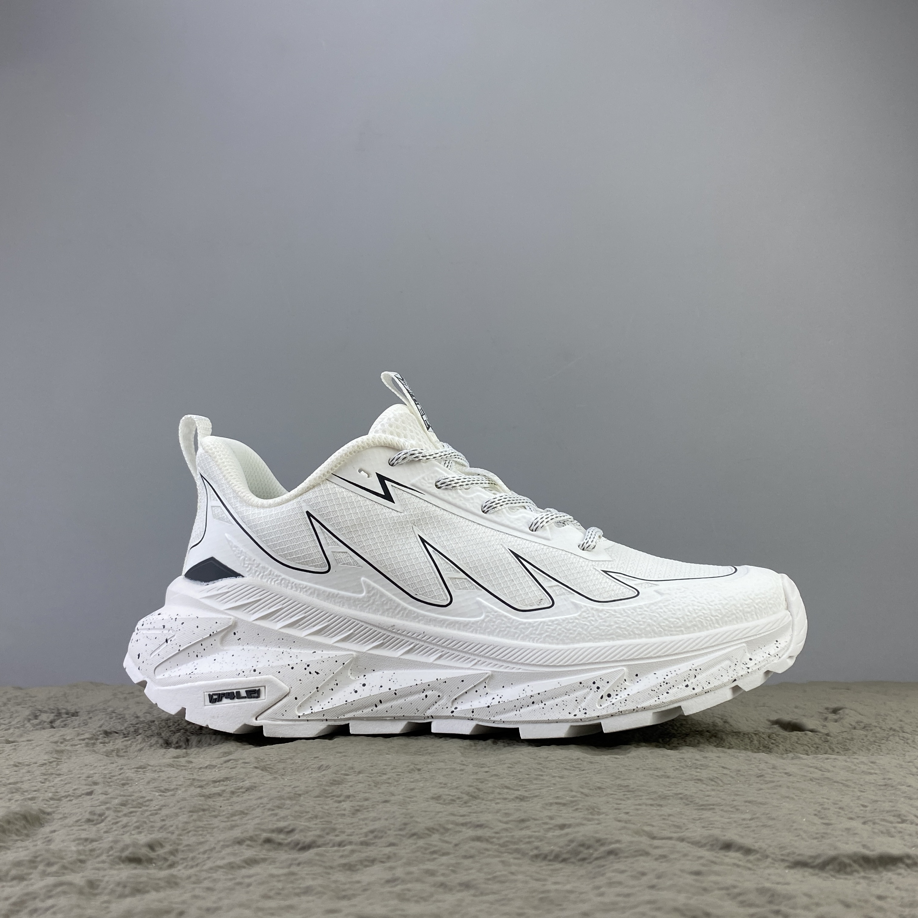 外贸欧美站 男女徒步越野跑鞋防滑增高日常旅游鞋百搭休闲运动鞋