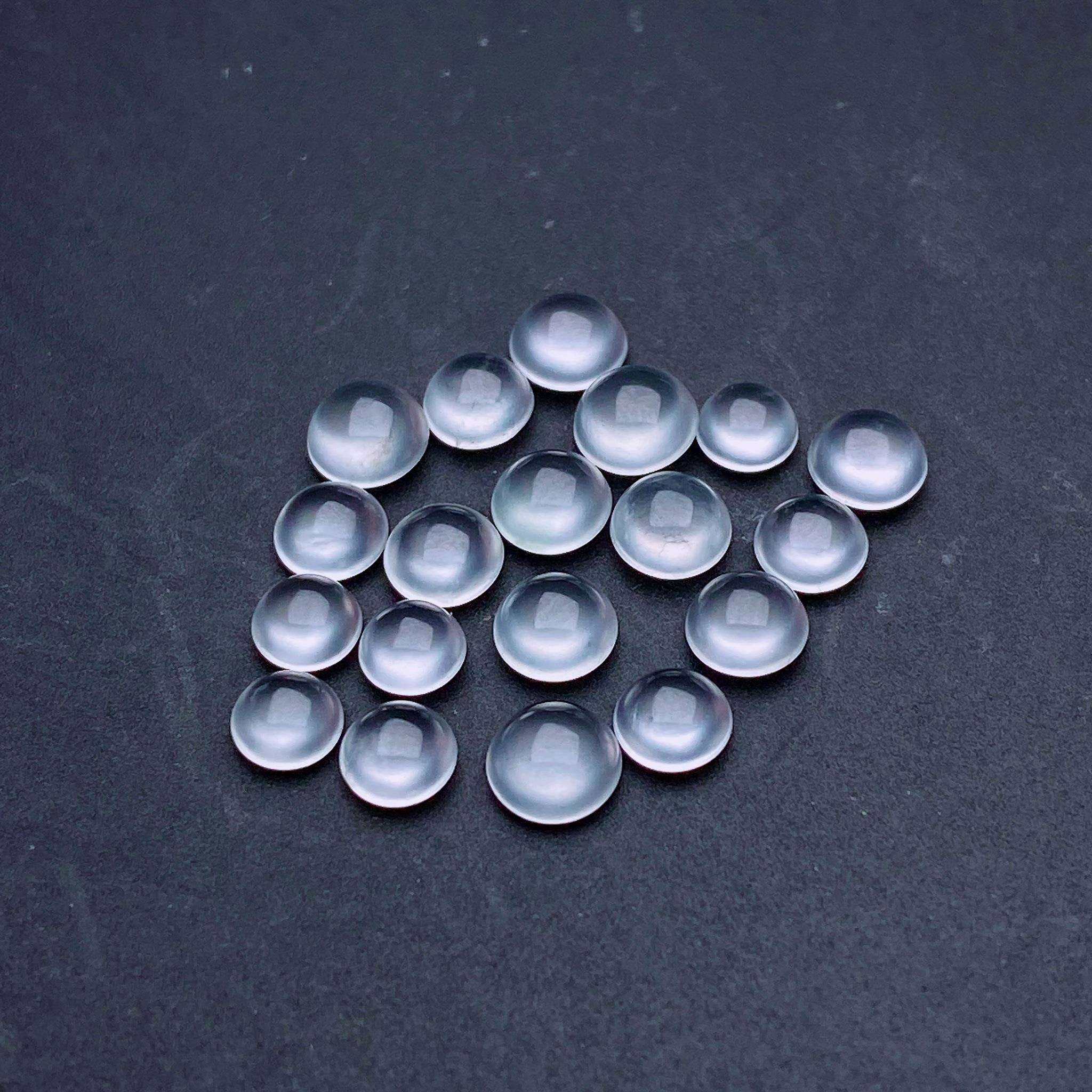 缅甸天然翡翠a货高冰种小蛋面一手裸石fxj尺寸:4.5-2.9mm