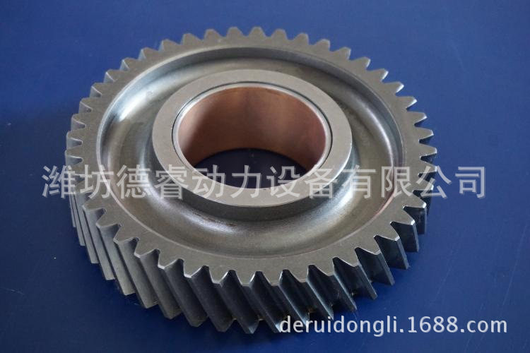 潍柴WD615WD10柴油机用61560050053中间齿轮总成