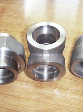 厂家 TEE:STRAIGHT FNPT 3000LB ASME B16.11 ASTM A105 螺纹三通