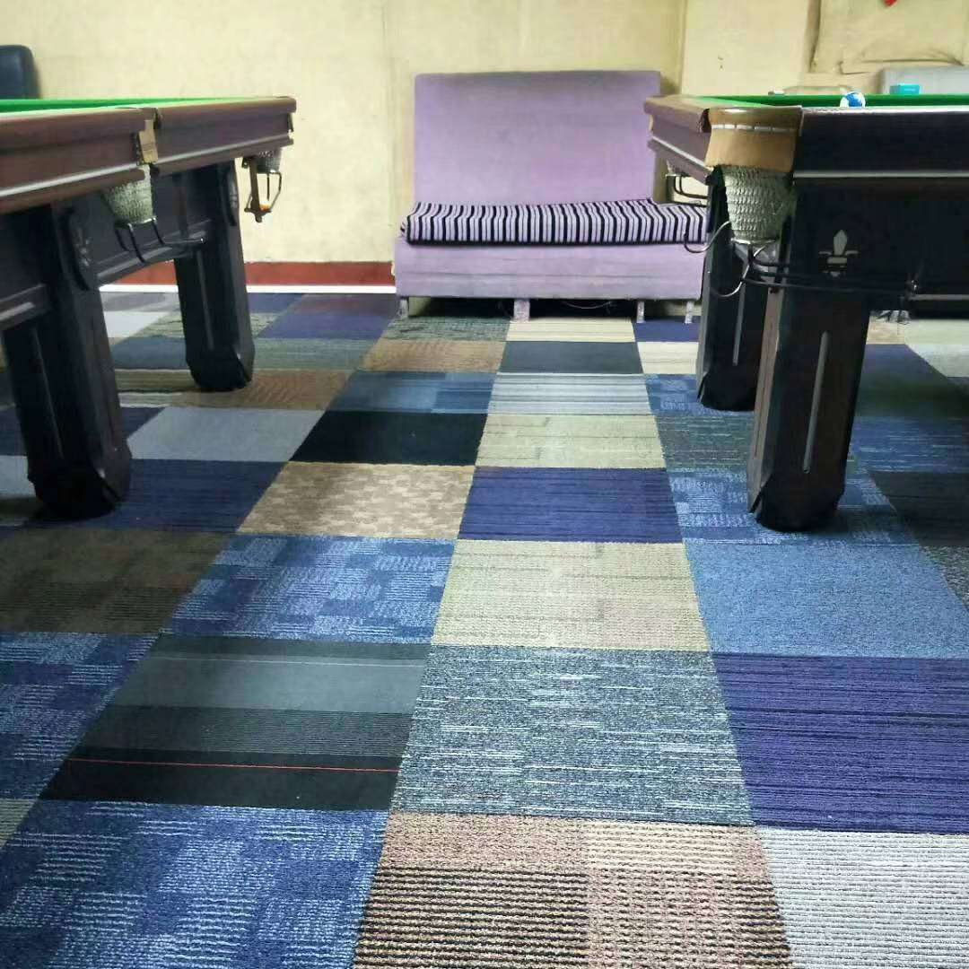 PVC方块地毯办公家用客厅50*50办公室房间地毯拼接地毯拼装满铺毯