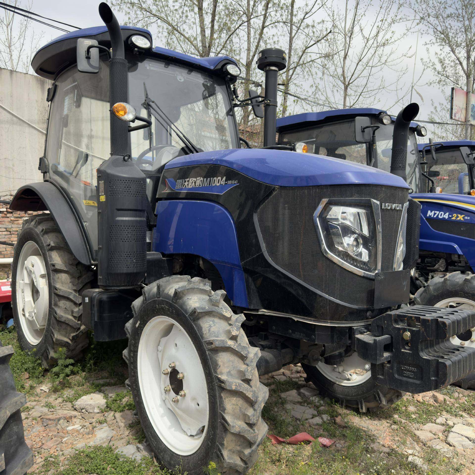 雷沃1004硬土质耕地开沟机重载耐用农机设备大棚王低矮四轮拖拉机