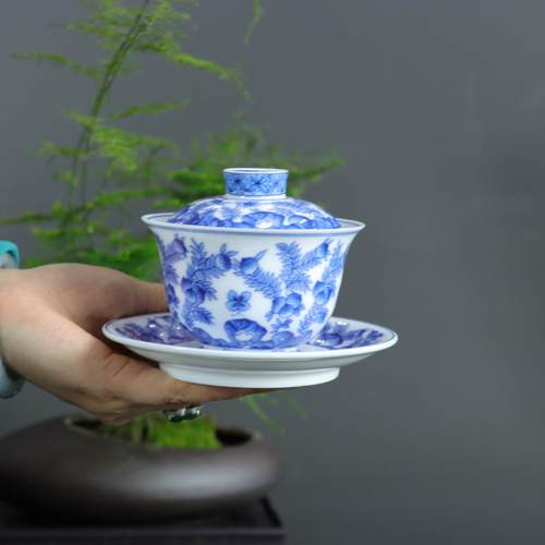 仿古青花釉里红盖碗茶杯大号三才泡茶碗功夫单个敬茶碗防烫缠枝莲