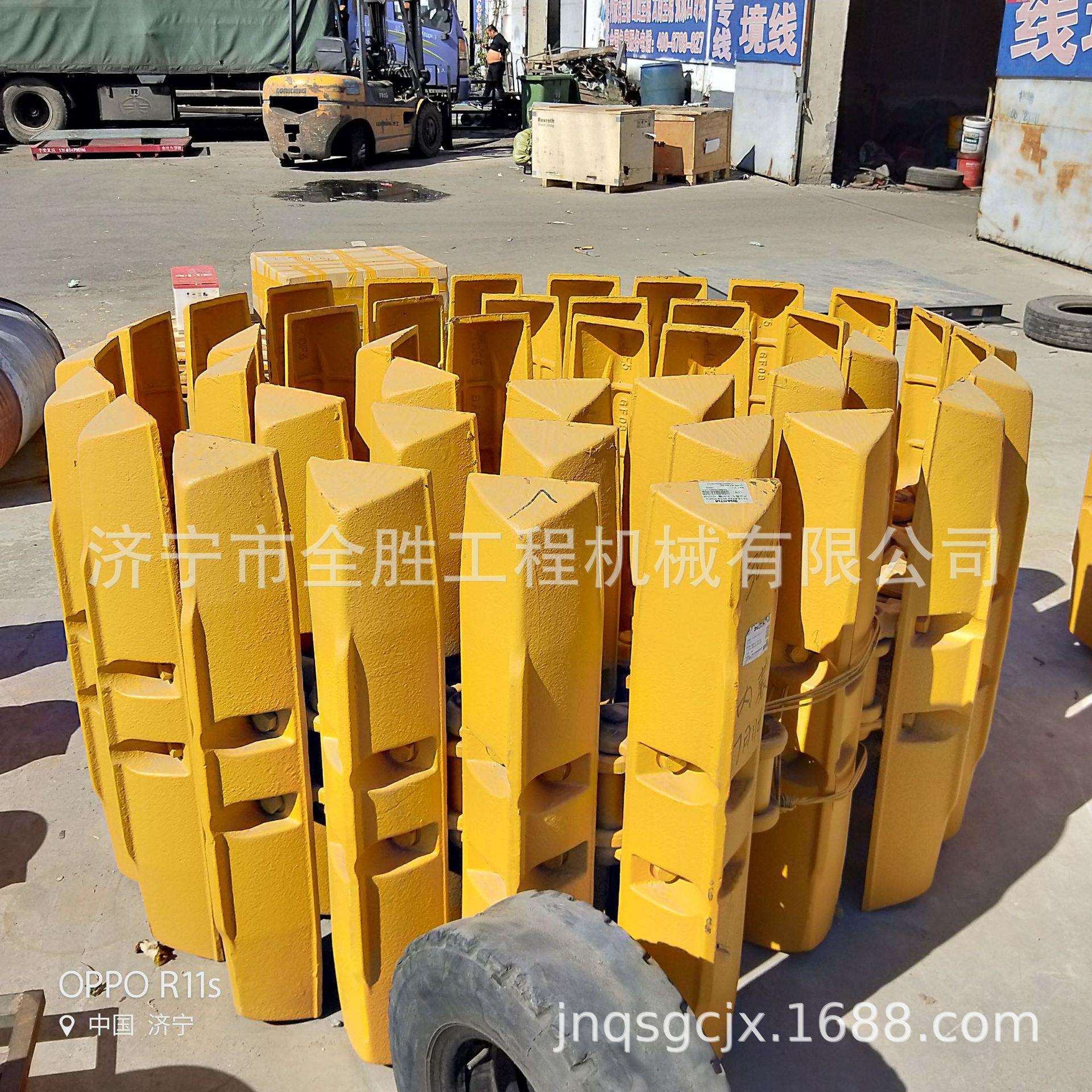 供应推土机柳CLGB230单边支重轮双边支重轮22C0342 履带总成 水箱