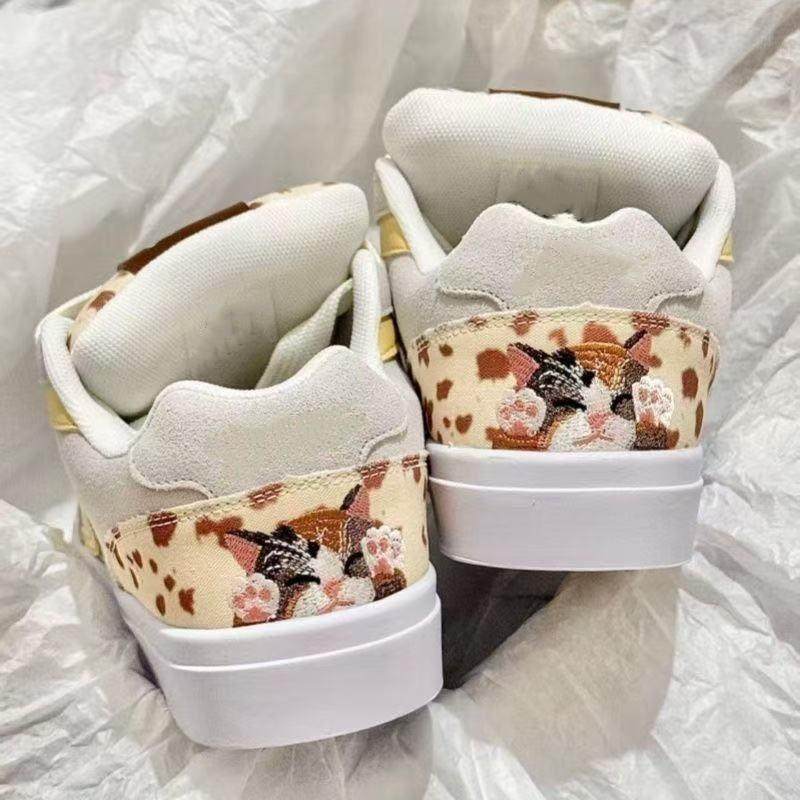 新款黄白色原创复古绣花猫咪板鞋女2025秋冬百搭滑板鞋耐磨休闲鞋,女鞋,休闲板鞋,淘宝优惠券,粉丝福利购,淘宝优惠卷