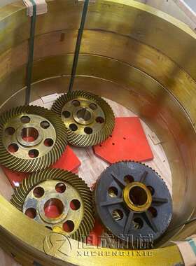 MTW130磨粉机磨环5r磨辊总成减速机齿轮减速机输入轴