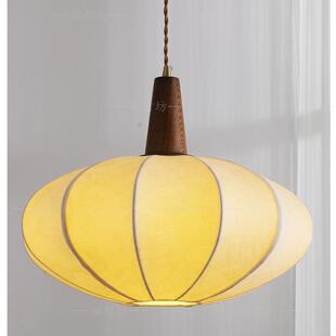 新款法式中古风餐厅灯吊灯布艺高级氛围感诧寂风酒店圆桌餐桌卧室