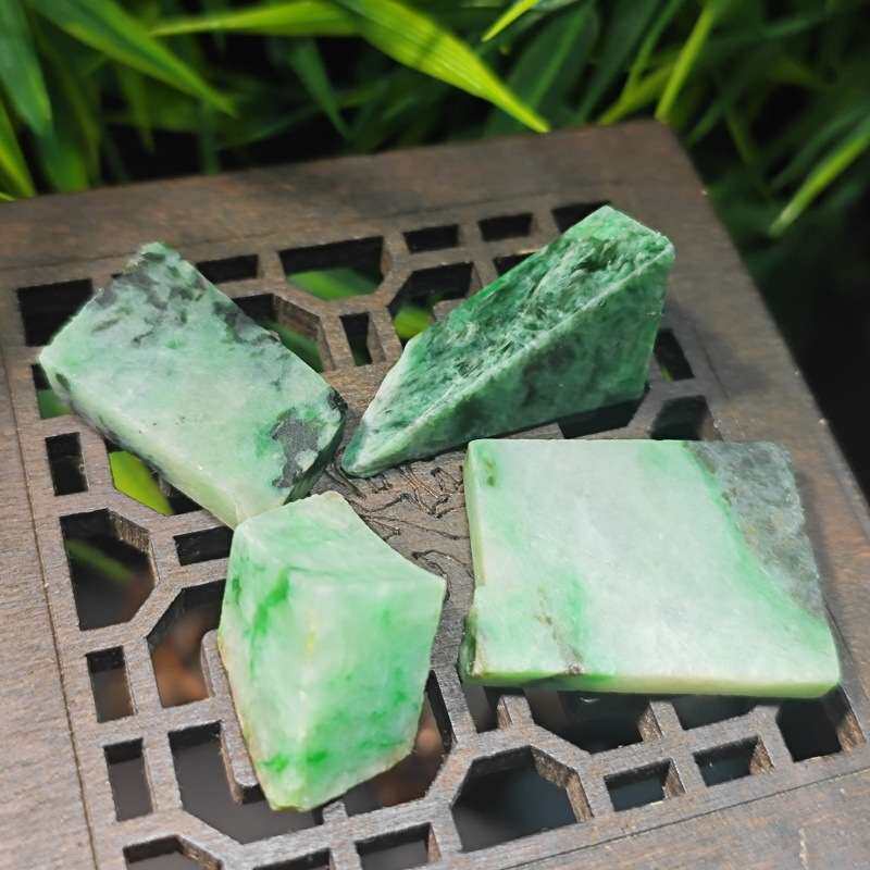 悦缅缘翡翠四会天光墟天然缅甸A货翡翠原料开口原石片料