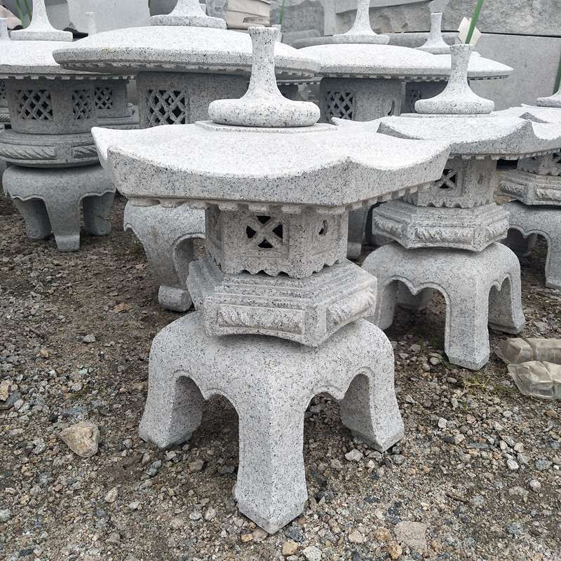 直销花岗岩石材石灯笼日式庭院院草坪灯园林酒店地灯石雕石灯摆件