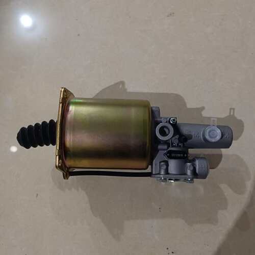重汽豪沃陕汽德龙配件 离合器分泵助力缸DZ9112230178 离合器总泵