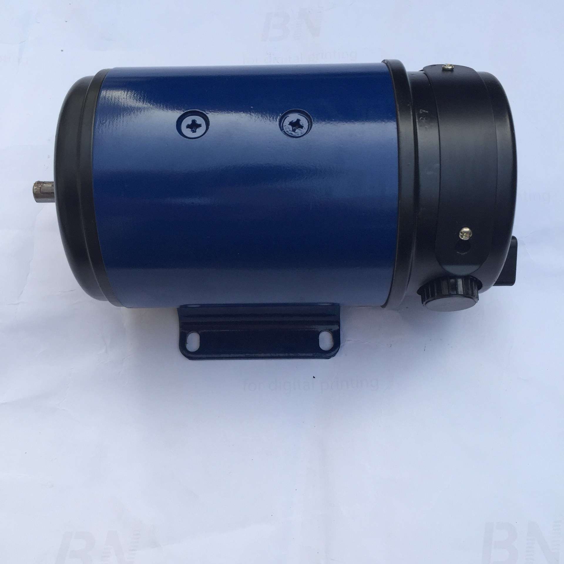 110SZ04A1卧式底角安装 直流伺服电动机 200W220V3000r/min(rpm)