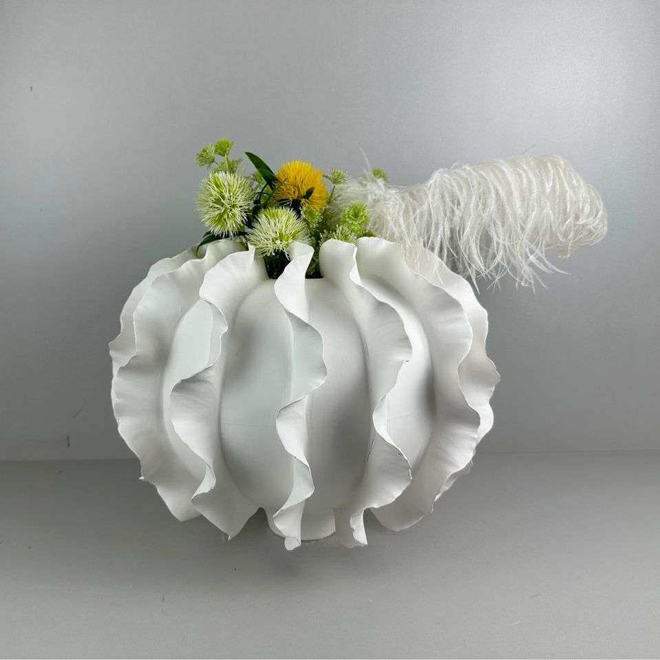 极简约现代白色陶瓷花瓶立体手工海浪纹艺术品美术馆展台插干花器