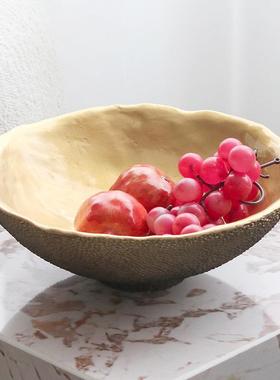 简约现代创意圆形荔枝纹路果盘摆件装饰家客厅餐桌茶几轻奢收纳盘