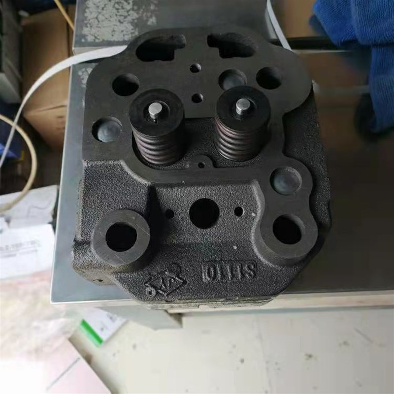 单缸水冷柴油d机ZS1100/ZS1105/ZS1110/ZS1115主机配套缸盖总成