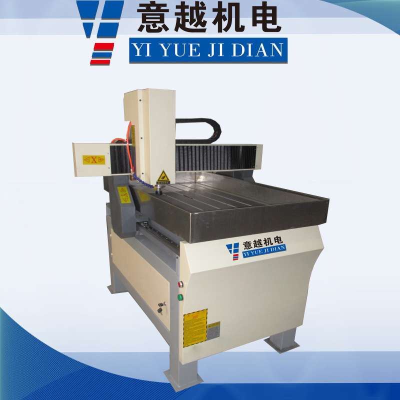 厂家直销6090小型广告雕刻机亚克力双色板标识牌铭牌数控精雕机