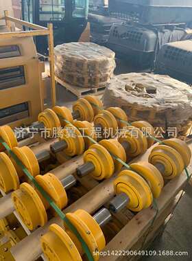 推土机配件 D85ESS-2推土机托链轮 141-30-00566