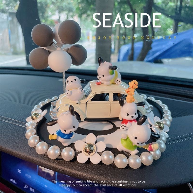 车载摆件可爱帕恰狗车饰中控仪表台F车内装饰高级感汽车小摆件女