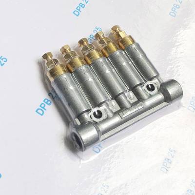 进口款 DPB-25 DPB-15 0.16cc 0.2cc 0.4cc 加压定量容积式分配器