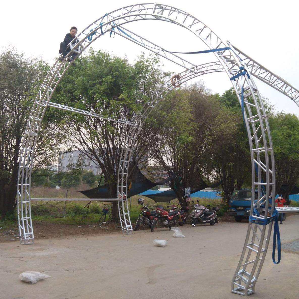 工厂直销弧形铝合金桁架室内外广告喷绘布背景布灯光桁架truss架,3C数码配件,USB灯,淘宝优惠券,粉丝福利购,淘宝优惠卷