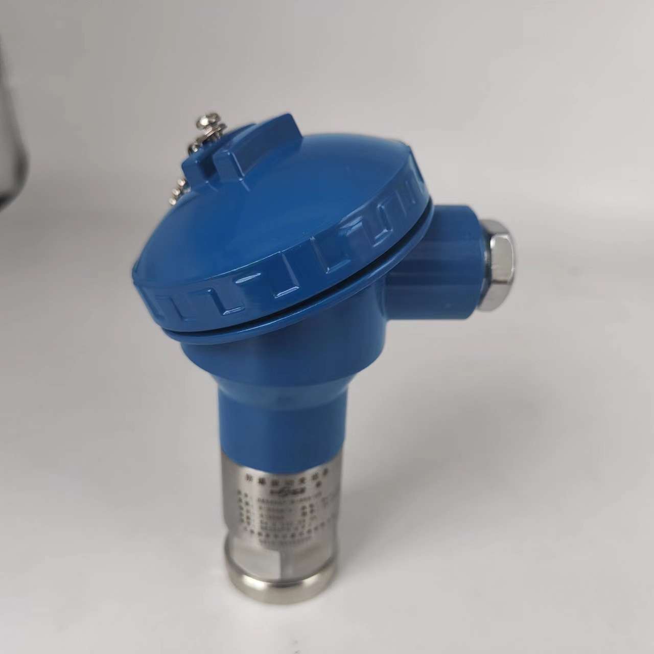 ST5484E-151 一体化振动变送器电机水泵风机震动速度传感器探头