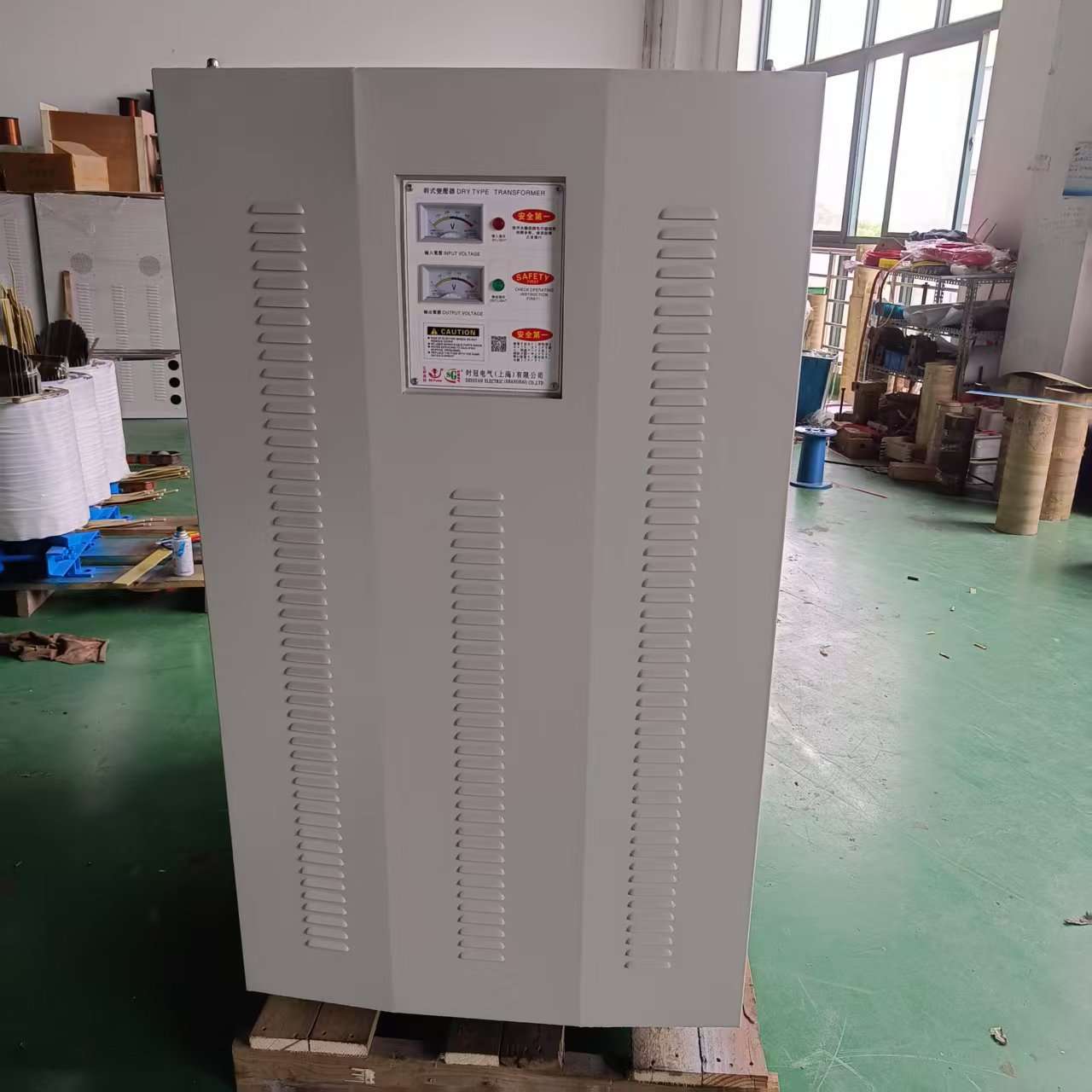 修理修配变压器各种规格型号220V变380V使用设备用变压器厂家直供