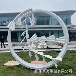 白色喷漆不锈钢圆环雕塑 园林雕塑来图圆形景观