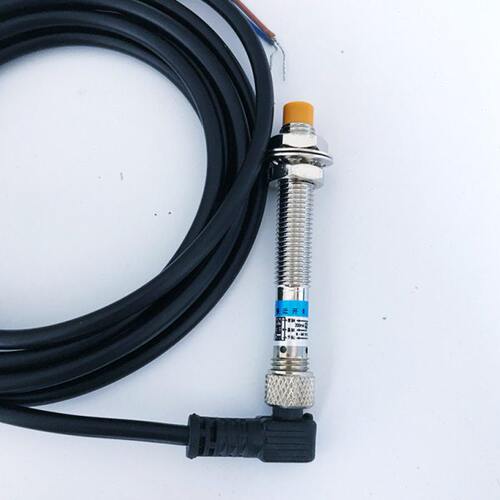 沪工接近开关LJ8A3-2-Z/BY-G航空插型PNP直流三线PNP常开DC6-36V