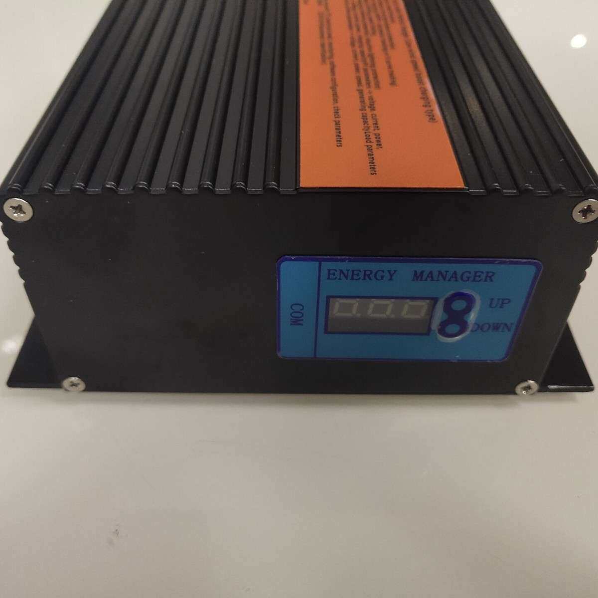 mppt超智能风光互补控制器600W24V/300W12V防水性强大功率