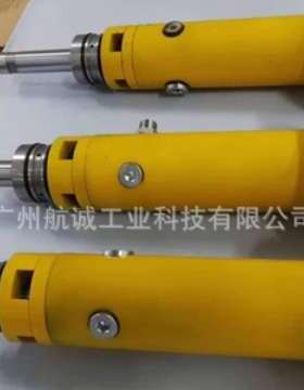 中交天和 喂片机轴向移动油 缸Φ100*ф70- 1760S*21MPa
