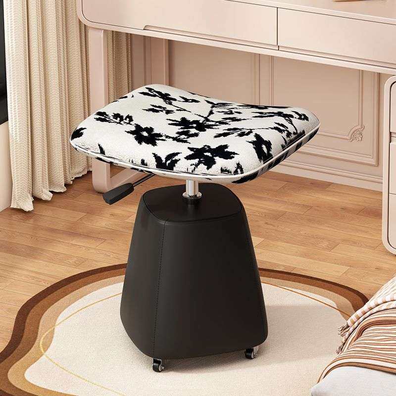 化妆凳轻奢高级梳妆凳女生卧室可升降梳妆台凳子现代简约家用凳子,鲜花速递/花卉仿真/绿植园艺,割草机/草坪机,淘宝优惠券,粉丝福利购,淘宝优惠卷