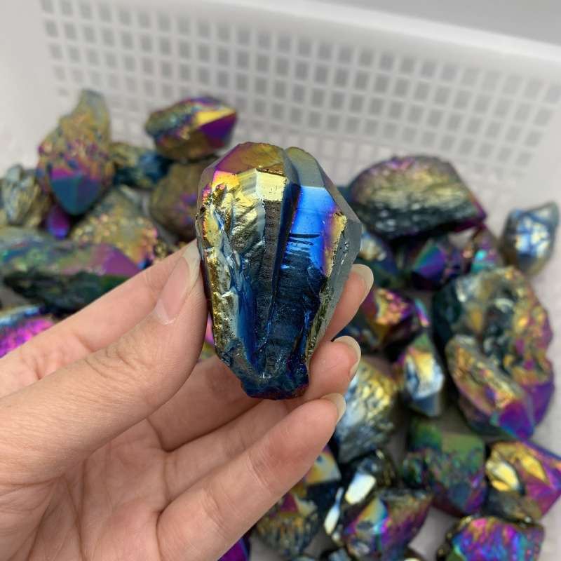 跨境 电镀钛菠萝簇随形原石水晶石不规则裸石水晶装饰摆件