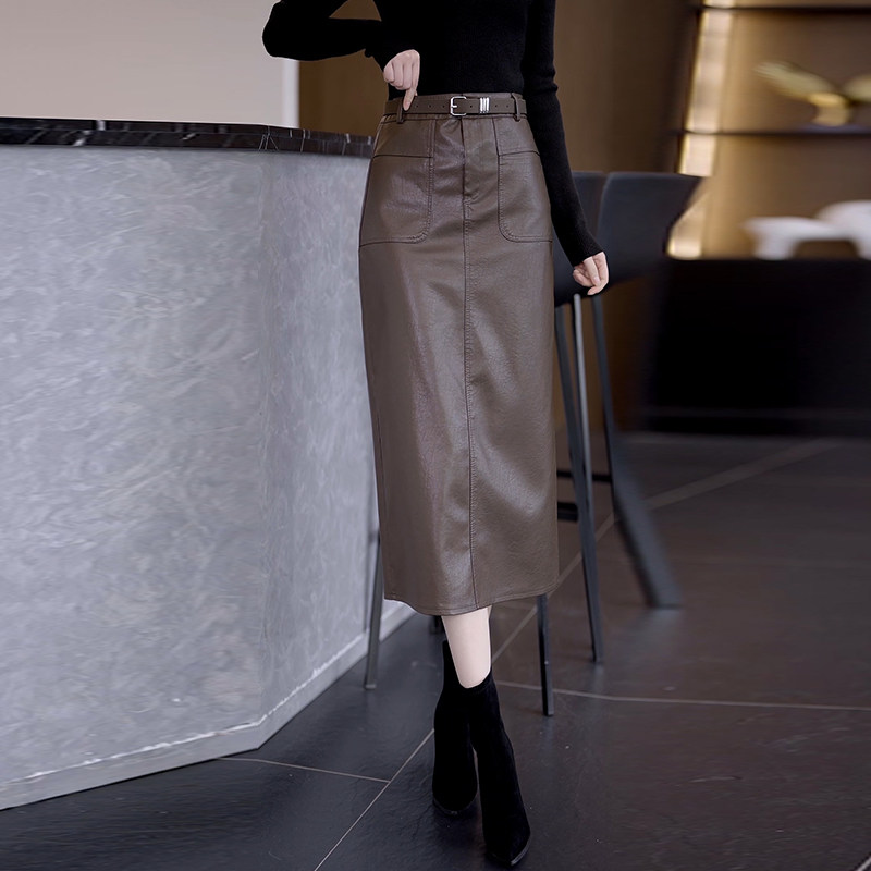 PU皮裙半身裙女2025秋季新款高腰修身包臀直筒中长裙后开叉一步裙