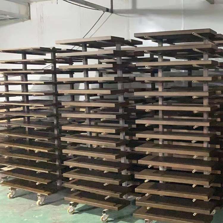 楼梯扶手厂家别墅阁楼工程楼梯木制踏板钢木楼梯