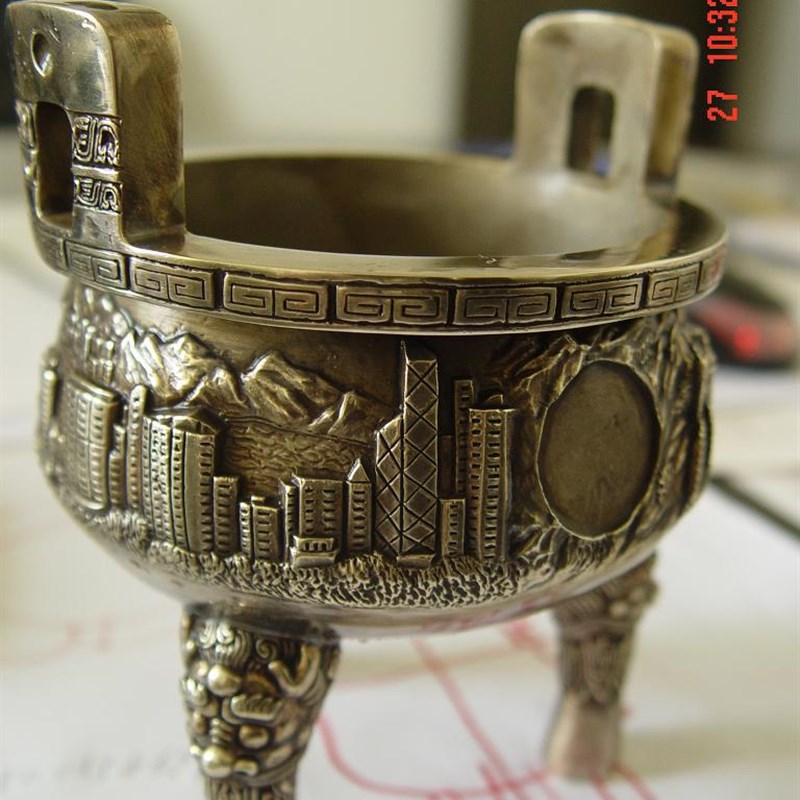 锌合金压铸铅锡合金浇铸纯铜腊铸金属工艺礼品青古铜三.脚圆鼎摆