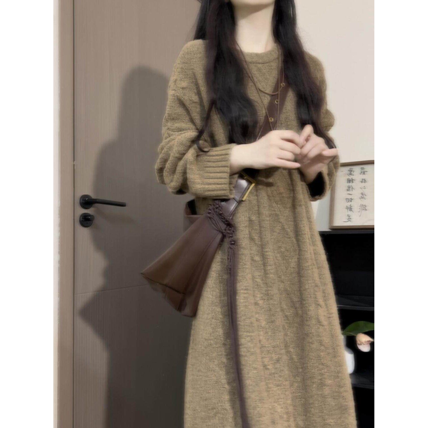 韩系设计感慵懒风麻花针织连衣裙女宽松长款毛衣裙秋冬新款长裙子