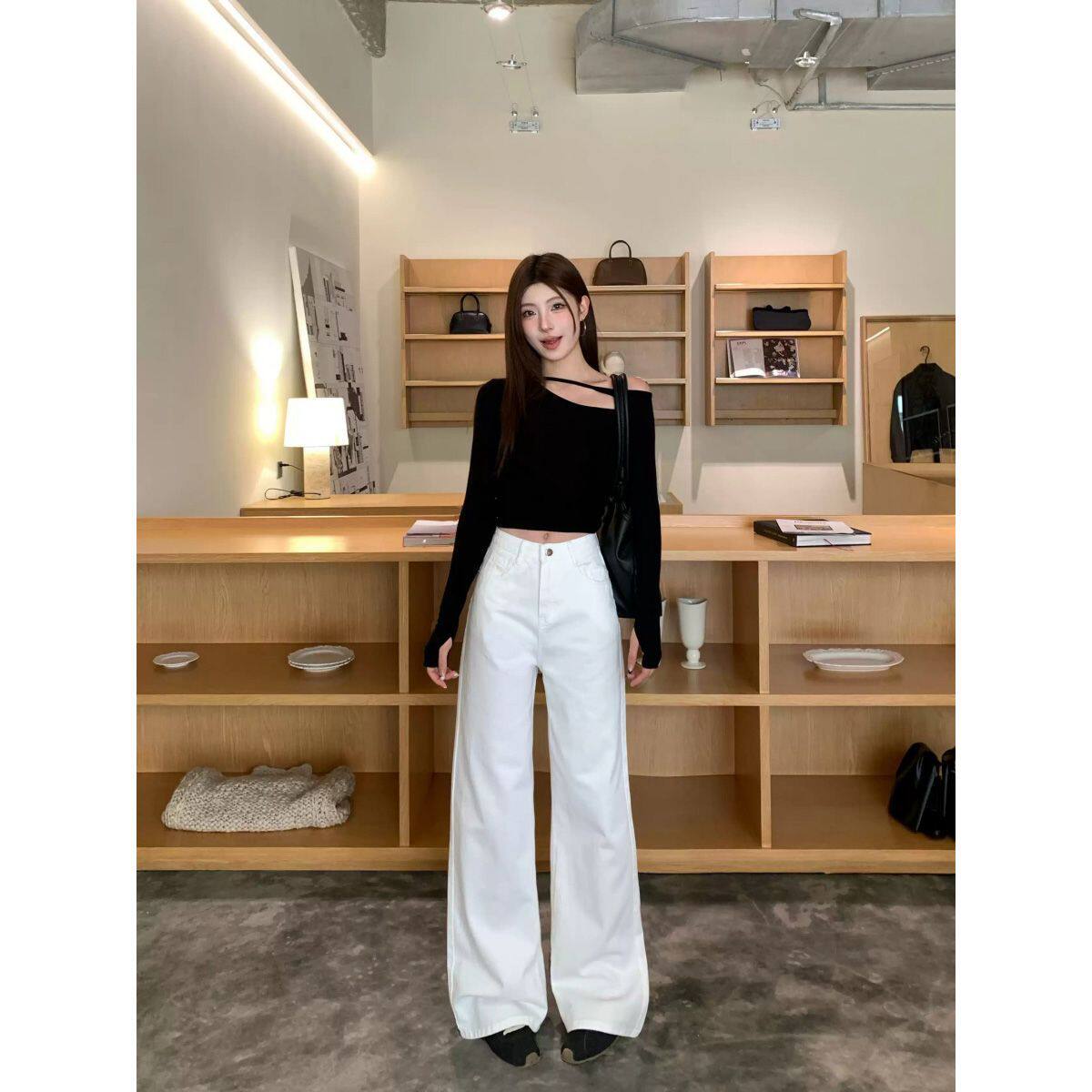 白色垂感阔腿牛仔裤女2026年秋季中高腰慵懒风宽松显瘦直筒拖地裤