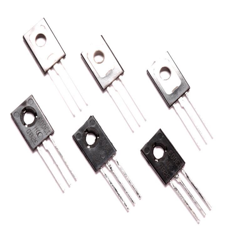 三极管 D882 2SD882 3A/40V NPN 功率管 对管是B772 专业BOM配单