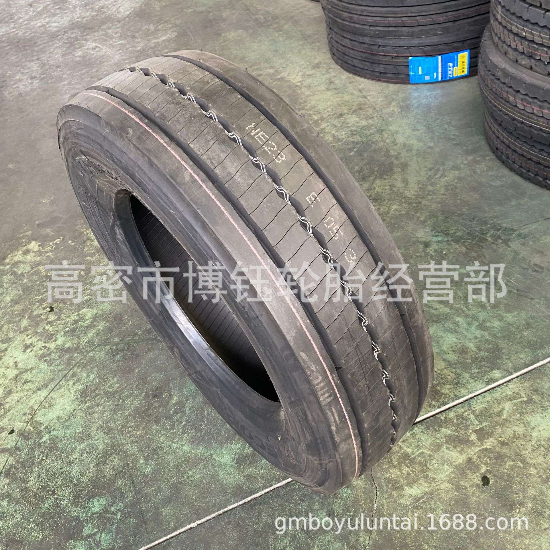 普利司通全钢丝轮胎275/70R22.5 货车卡车 客车轮胎R208花纹18PR