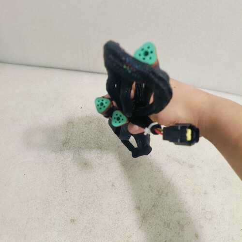 现代385-9 385-9T 385ⅤS挖机配件主泵压力线束21QA-10301